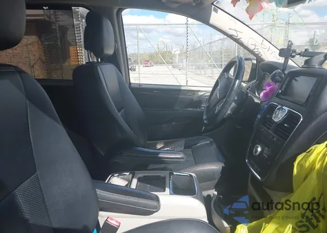 2015 Chrysler Town & Country Touring-L from USA, damaged, VIN 2C4RC1CG5FR673524